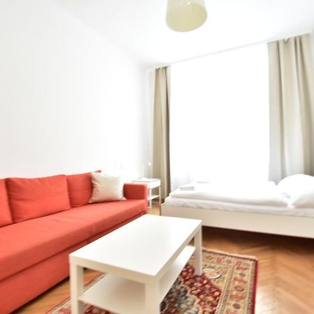 וינה Universum Apartment 3 מראה חיצוני תמונה