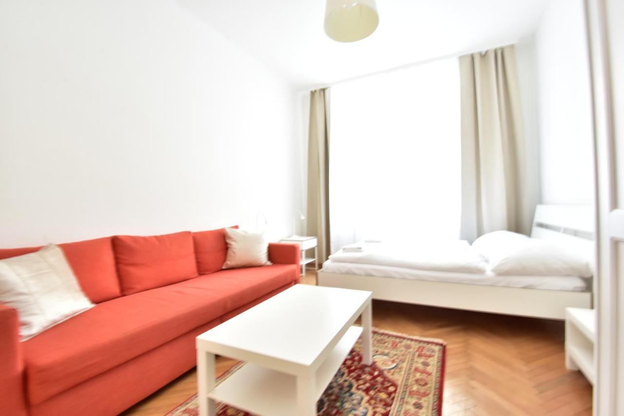 וינה Universum Apartment 3 מראה חיצוני תמונה