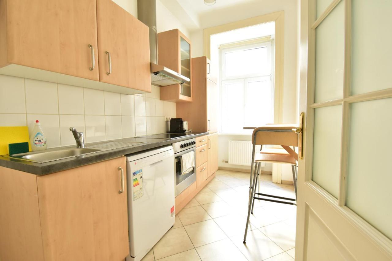 וינה Universum Apartment 3 מראה חיצוני תמונה