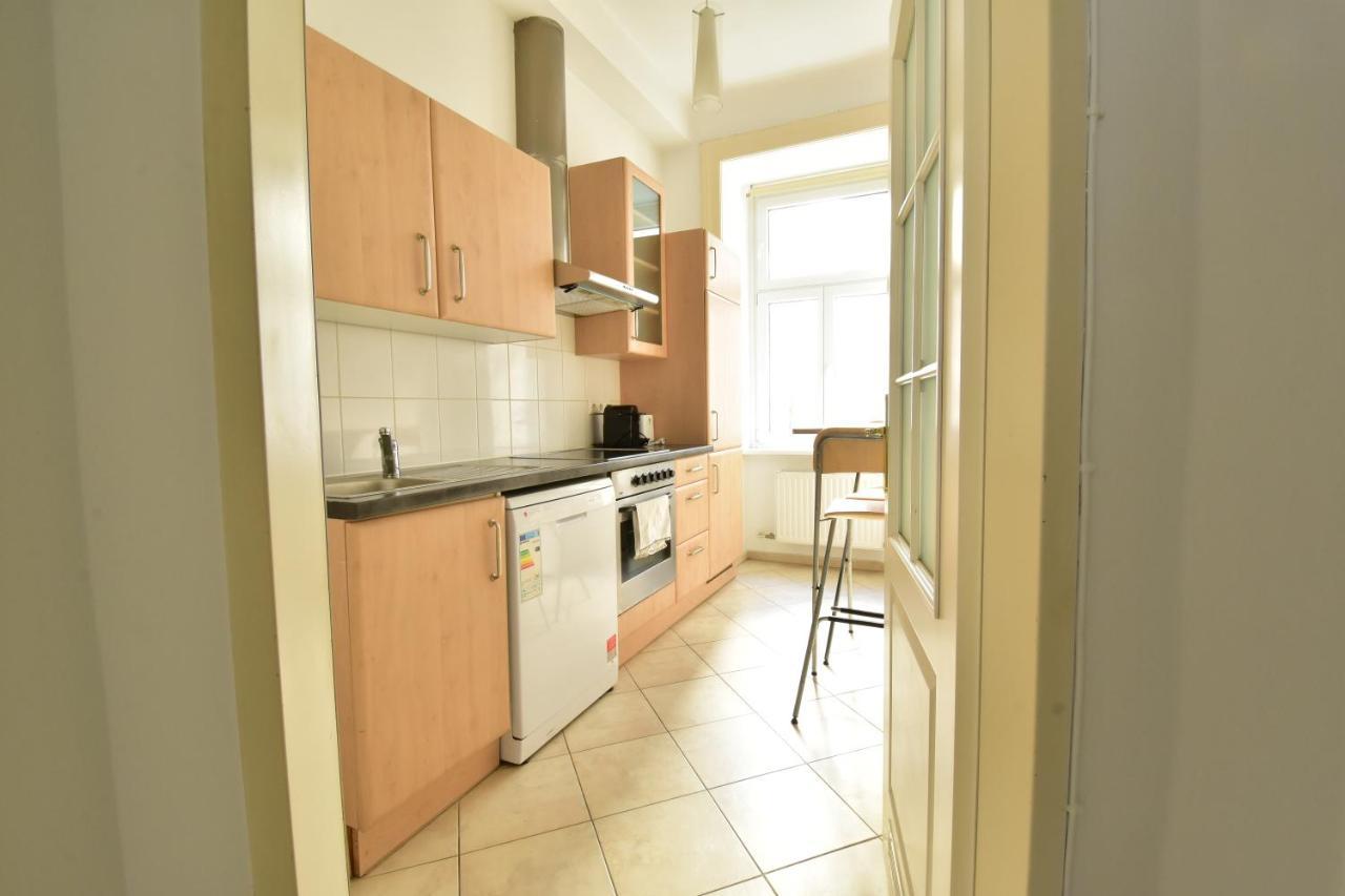 וינה Universum Apartment 3 מראה חיצוני תמונה